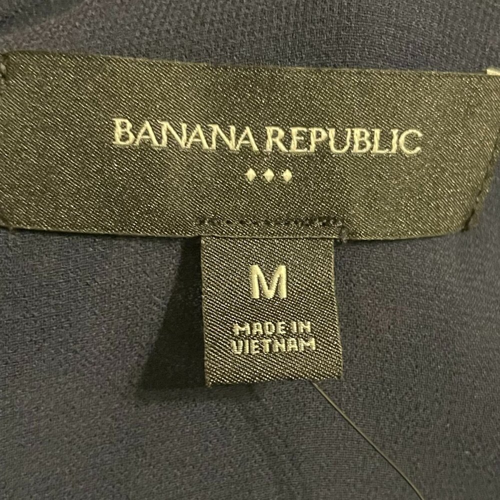 NWT Banana Republic Navy Sheer Georgette Cropped Tie-Front Shirt - Size Medium - Picture 6 of 7